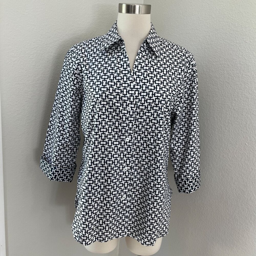 Foxcroft Womens Large Easy Care Shirt Black White Geometric Button Up 3/4 Sleeve